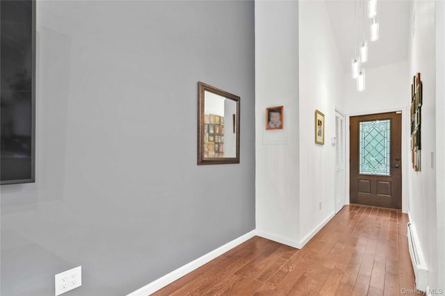 69 Bankside Drive, Centerport, NY 11721