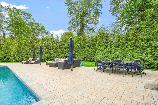 69 Bankside Drive, Centerport, NY 11721