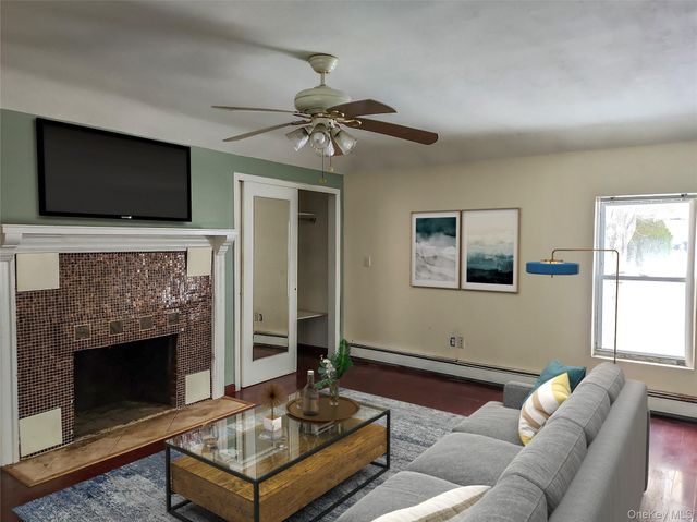 34 Pineview Boulevard, Central Islip, NY 11722