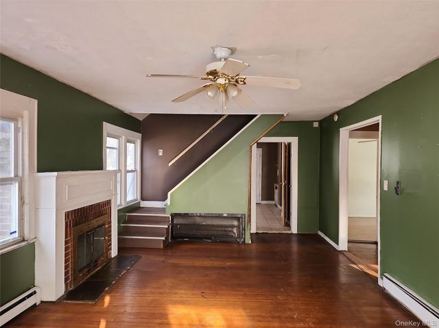 34 Pineview Boulevard, Central Islip, NY 11722