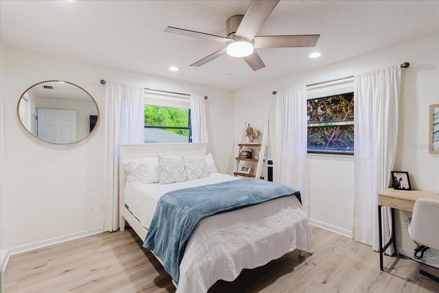 715 ROLLING HILLS DRIVE, Palm Harbor, FL 34683