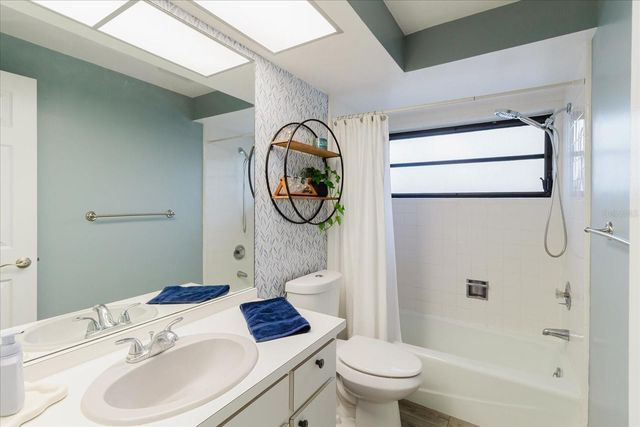 715 ROLLING HILLS DRIVE, Palm Harbor, FL 34683