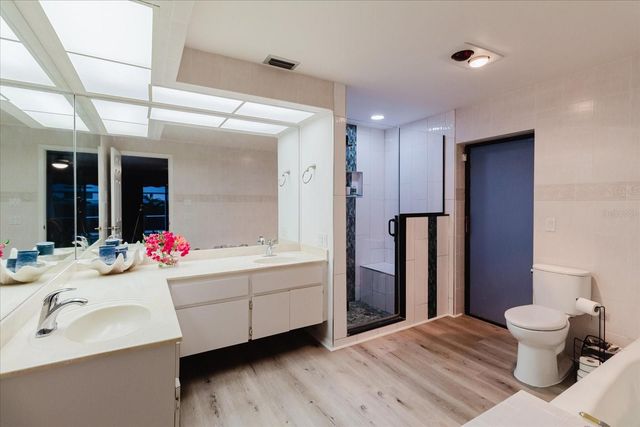 715 ROLLING HILLS DRIVE, Palm Harbor, FL 34683