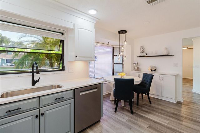 715 ROLLING HILLS DRIVE, Palm Harbor, FL 34683