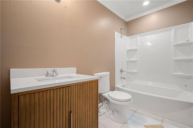 403 Yeend Avenue, Chickasaw, AL 36611