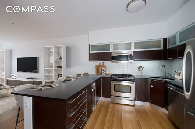317 E 111th St Apt 2A, New York City, NY 10029