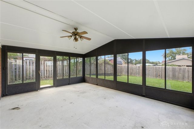 281 Fairway Drive, Fairborn, OH 45324