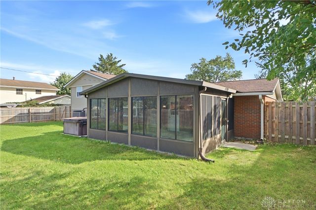 281 Fairway Drive, Fairborn, OH 45324