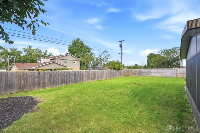 281 Fairway Drive, Fairborn, OH 45324