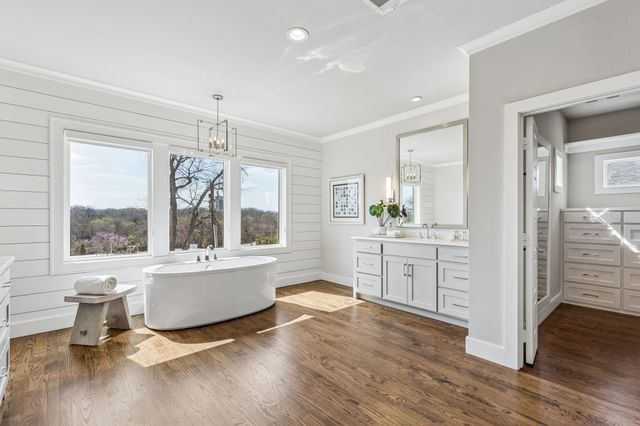 6914 La Vista Drive, Dallas, TX 75214