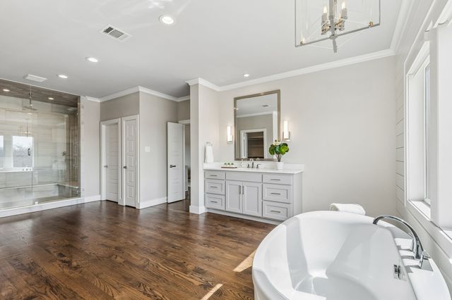 6914 La Vista Drive, Dallas, TX 75214