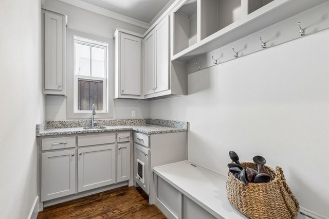 6914 La Vista Drive, Dallas, TX 75214