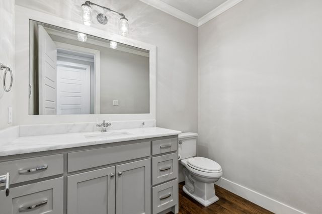 6914 La Vista Drive, Dallas, TX 75214