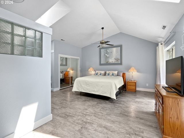 2357 CASCADE Way, Longview, WA 98632