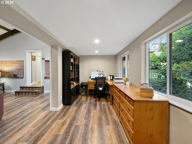 2357 CASCADE Way, Longview, WA 98632
