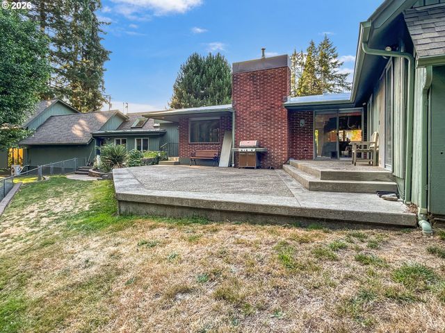 2357 CASCADE Way, Longview, WA 98632