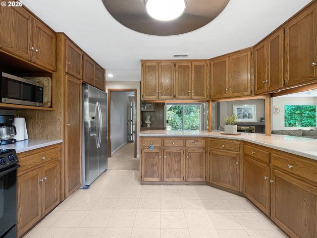 2357 CASCADE Way, Longview, WA 98632
