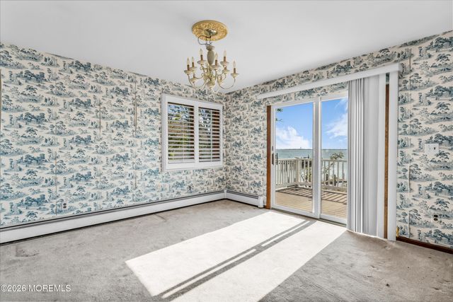 3285 Long Point Drive, Toms River, NJ 08753