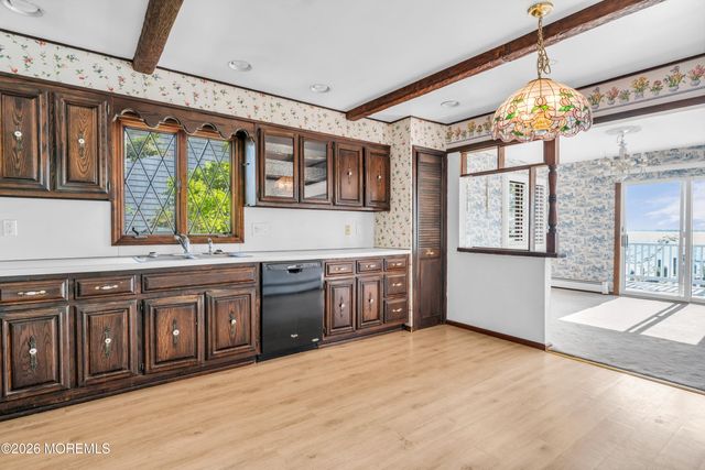 3285 Long Point Drive, Toms River, NJ 08753
