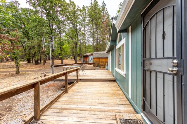 29282 Laurel Tree Lane, Shingletown, CA 96088