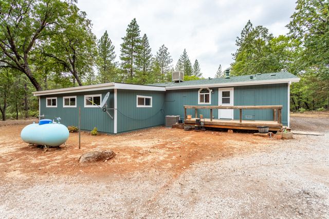 29282 Laurel Tree Lane, Shingletown, CA 96088