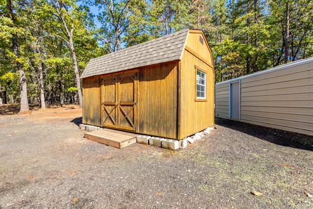 29282 Laurel Tree Lane, Shingletown, CA 96088