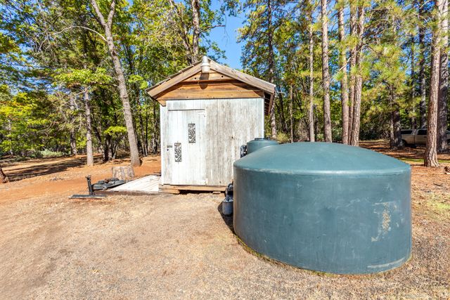 29282 Laurel Tree Lane, Shingletown, CA 96088