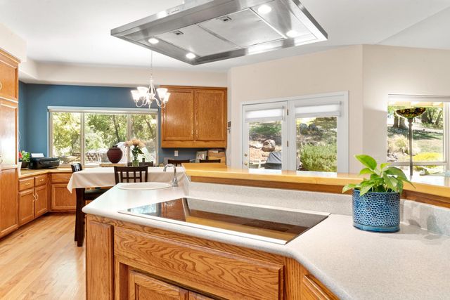 1144 Boole Rd, Applegate, CA 95703