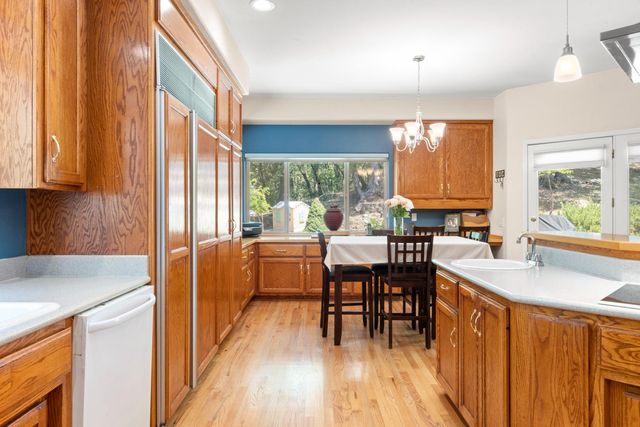 1144 Boole Rd, Applegate, CA 95703