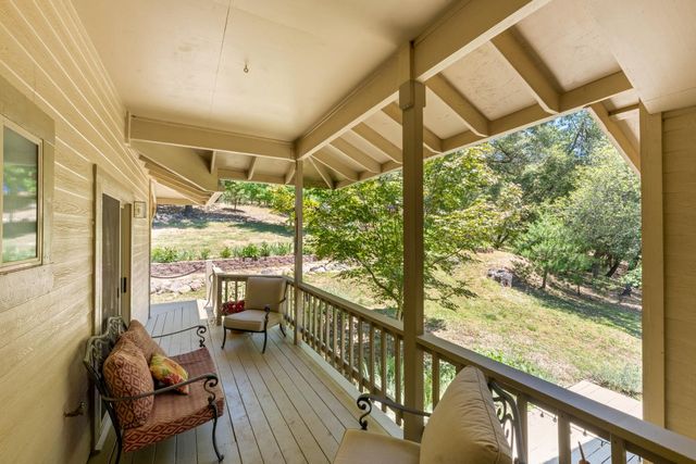 1144 Boole Rd, Applegate, CA 95703