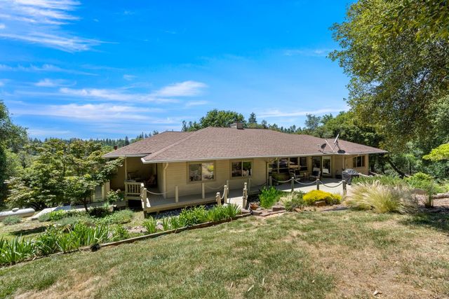 1144 Boole Rd, Applegate, CA 95703