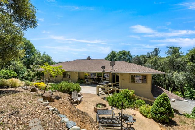 1144 Boole Rd, Applegate, CA 95703