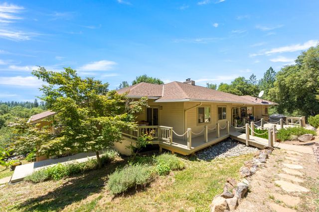1144 Boole Rd, Applegate, CA 95703