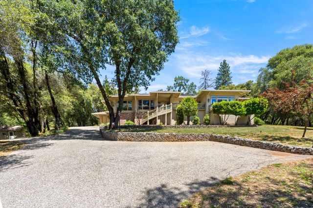 1144 Boole Rd, Applegate, CA 95703