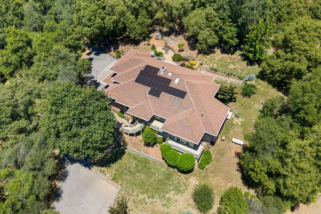 1144 Boole Rd, Applegate, CA 95703