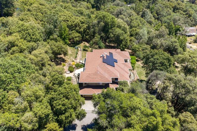 1144 Boole Rd, Applegate, CA 95703