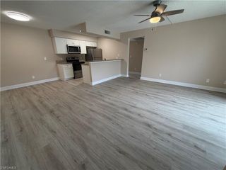 5315 Summerlin RD 1504, Fort Myers, FL 33919