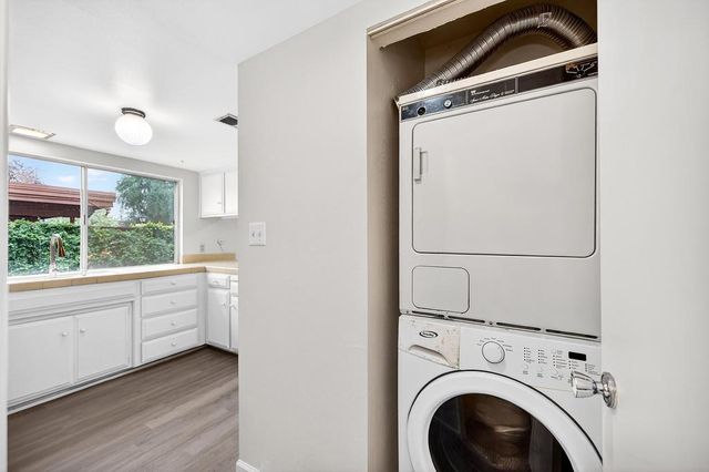 5935 Casa Alegre, Carmichael, CA 95608