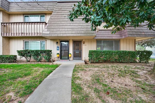 5935 Casa Alegre, Carmichael, CA 95608