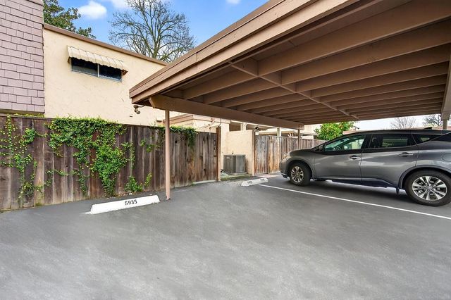 5935 Casa Alegre, Carmichael, CA 95608