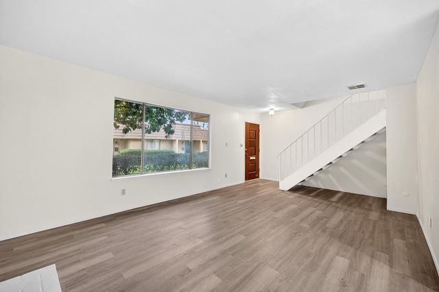 5935 Casa Alegre, Carmichael, CA 95608