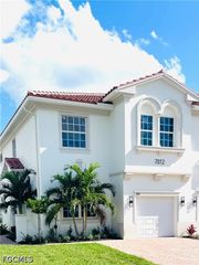 7073 Venice WAY 2701, Naples, FL 34119