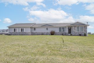 1802 Elk Horn Trail, Pella, IA 50214