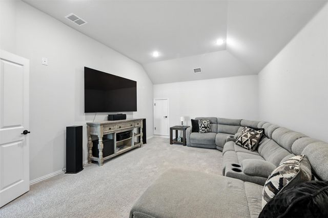 1012 Emerald Trace Drive, Justin, TX 76247