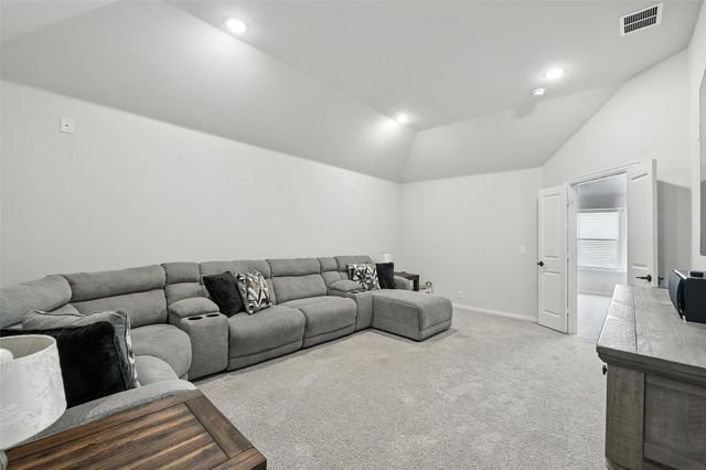 1012 Emerald Trace Drive, Justin, TX 76247