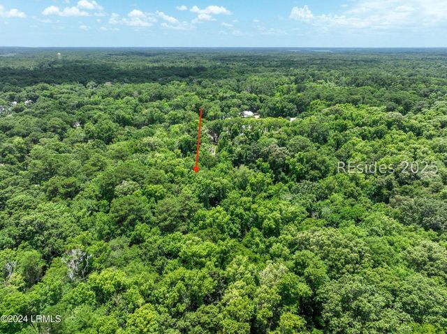 6 Tiller Island Dr, Beaufort, SC 29907