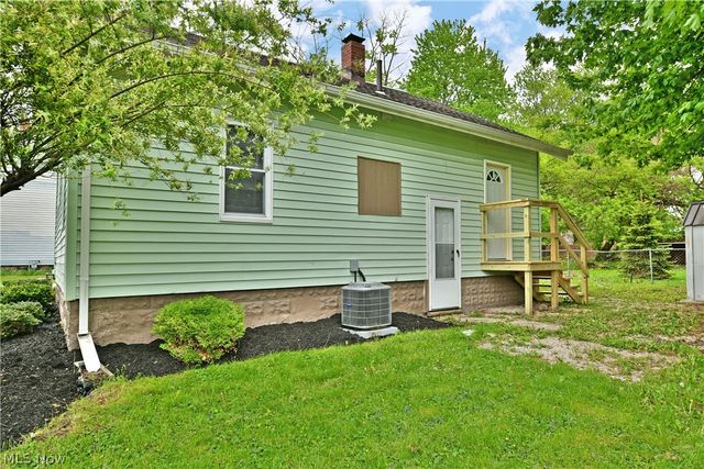 190 Bennett Court, Geneva, OH 44041