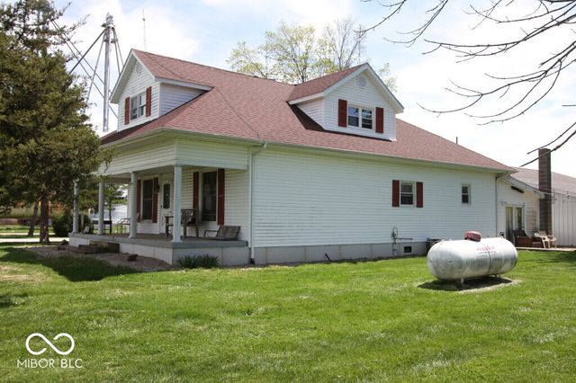5671 E 350 S, Waldron, IN 46182
