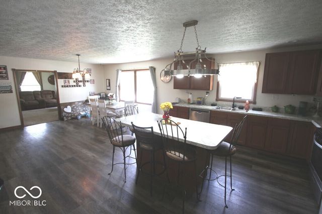 5671 E 350 S, Waldron, IN 46182