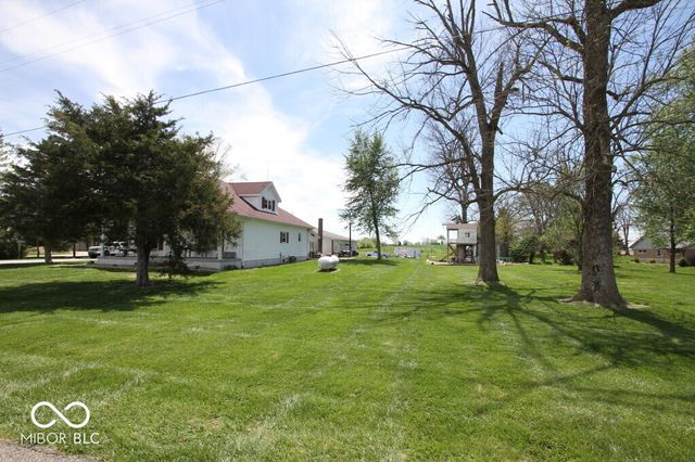 5671 E 350 S, Waldron, IN 46182